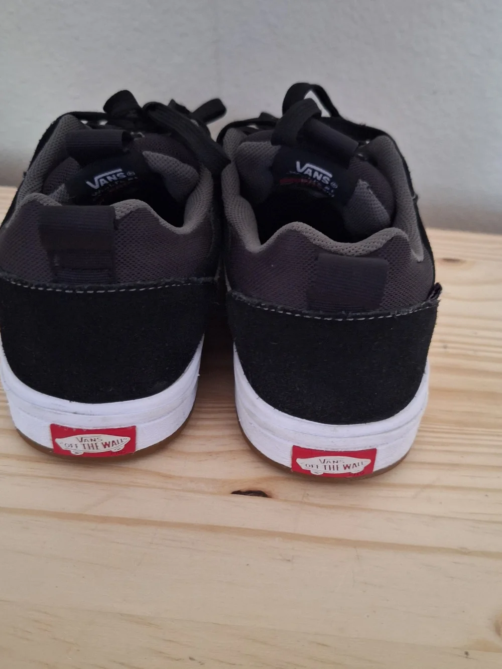 Vans Ultrarange Pro Black and White Skate Shoes Size 9